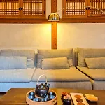 Awik Hanok Stay