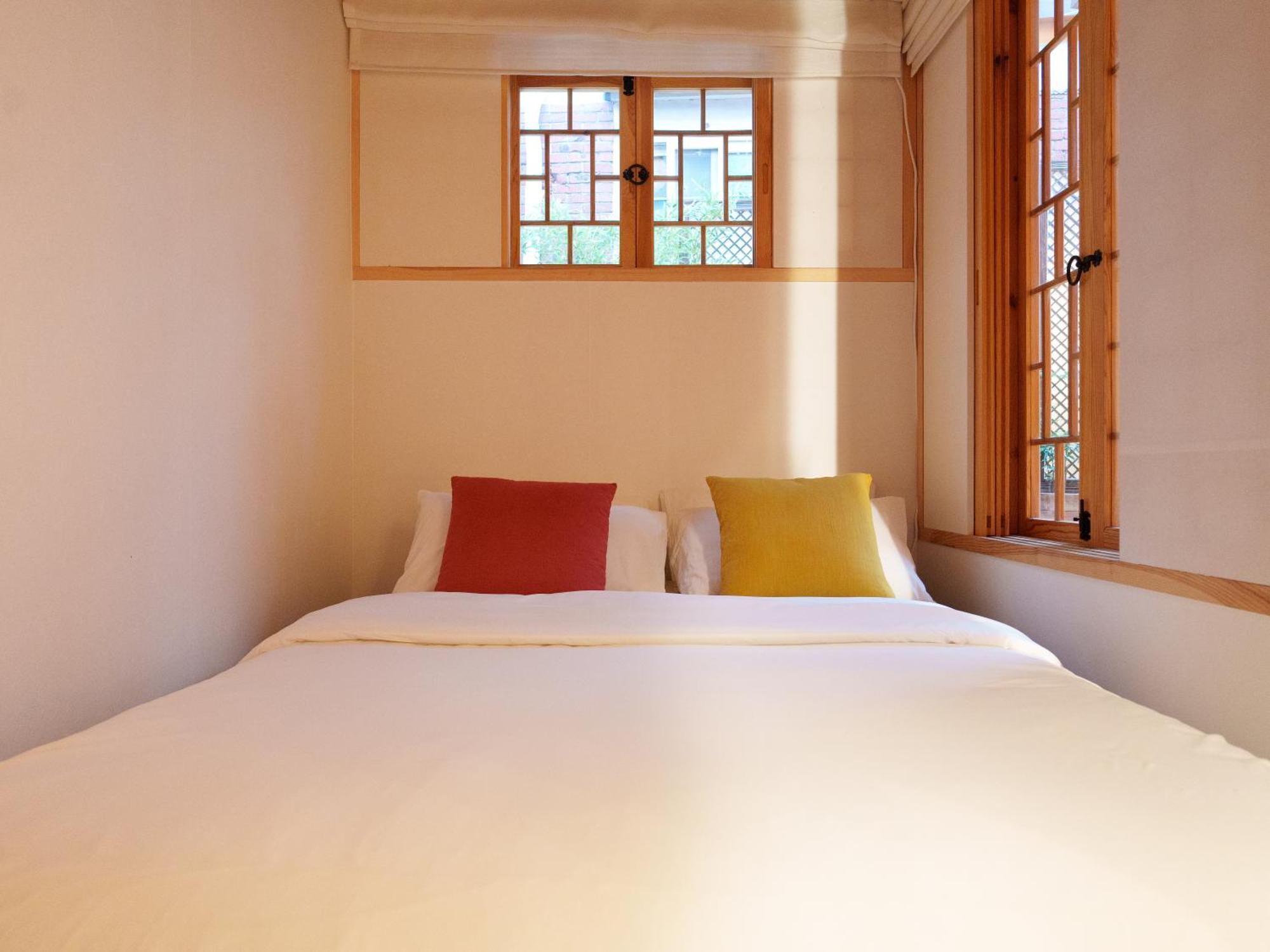 Awik Hanok * Seoul